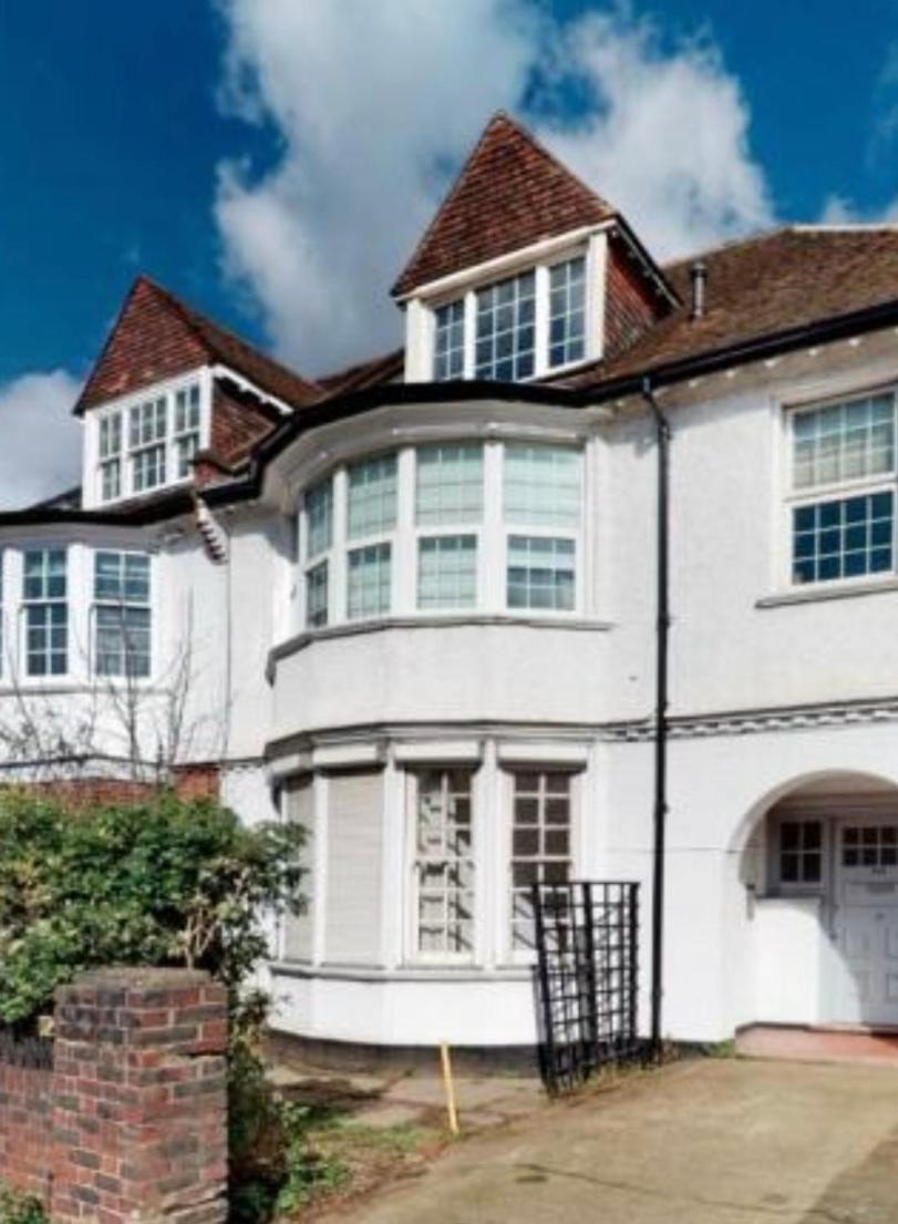 Spacious & Charming Garden Flat -Zone 2- Great For Central London Access Екстериор снимка